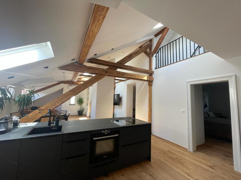 Split Rooftop Loft Exteriör bild
