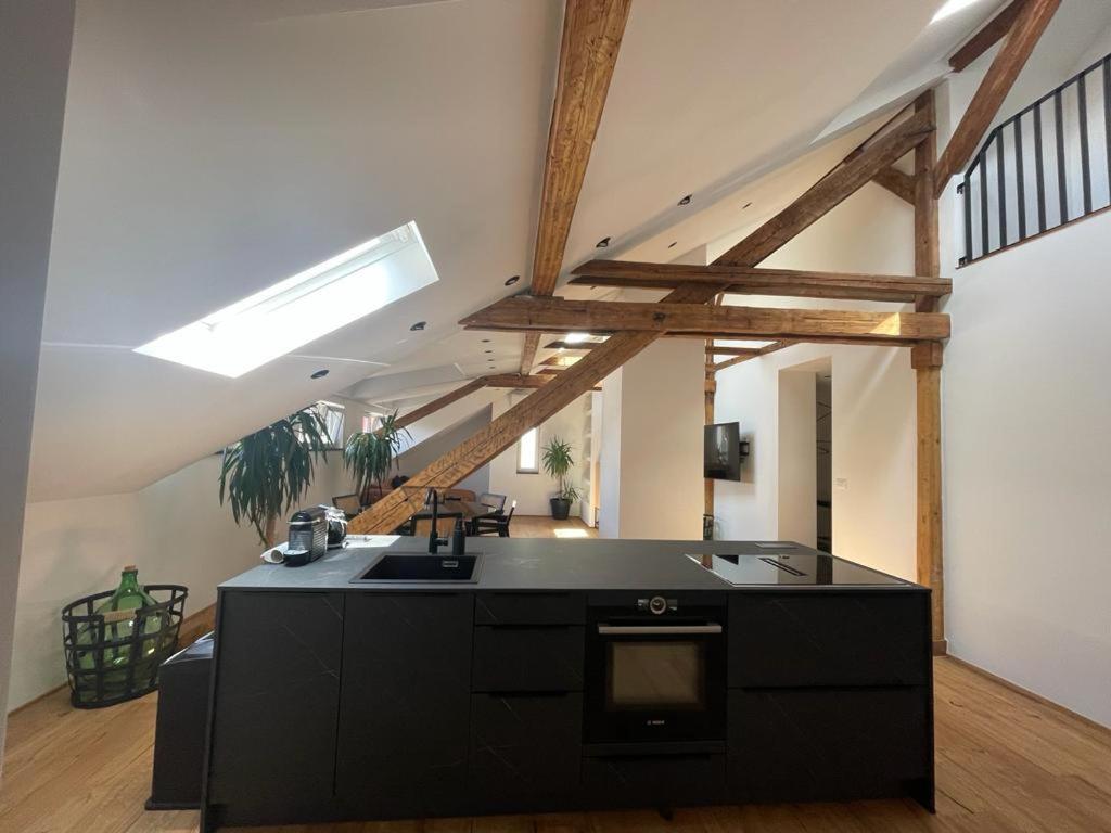Split Rooftop Loft Exteriör bild