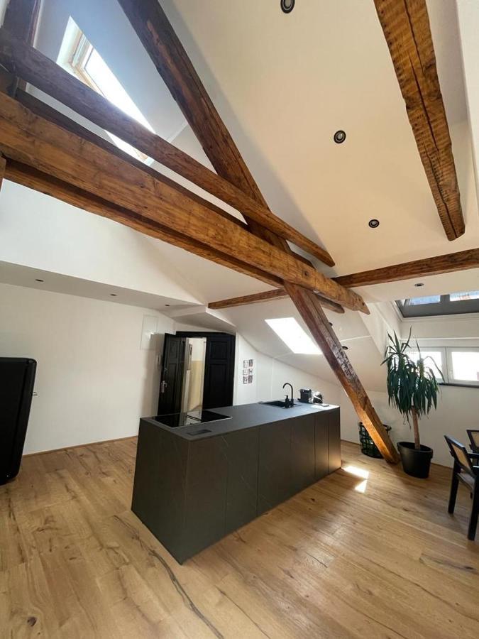 Split Rooftop Loft Exteriör bild